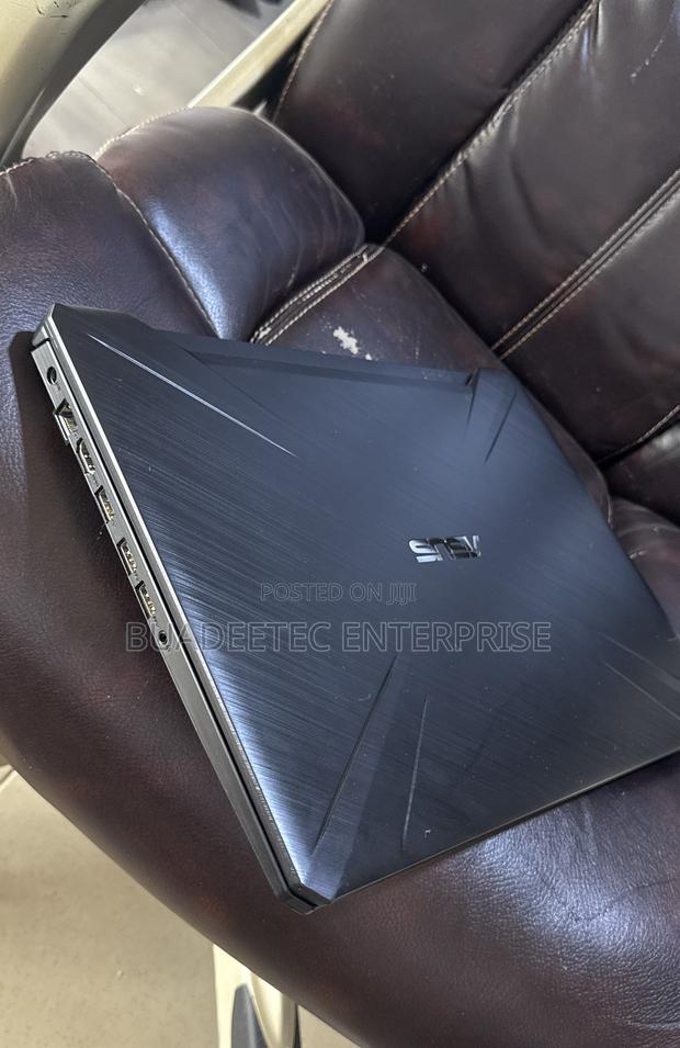 Laptop Asus TUF Gaming FX504 16GB Intel Core I5 SSD 512GB photo 3