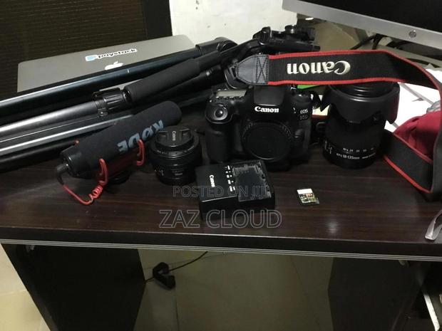 Canon 90d Creator Bundle – 18–135mm, 50mm Lens, Rode Mic