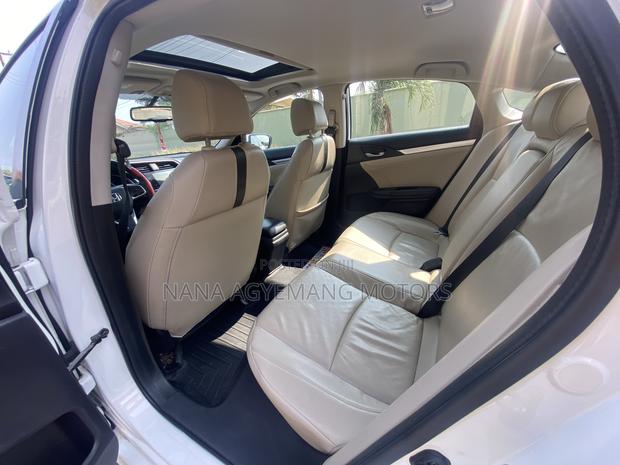 Honda Civic EX 4dr Sedan (2.0L 4cyl) 2017 White