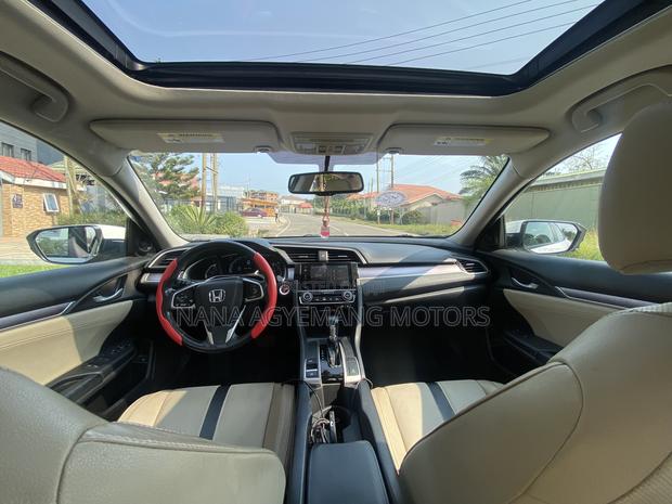 Honda Civic EX 4dr Sedan (2.0L 4cyl) 2017 White