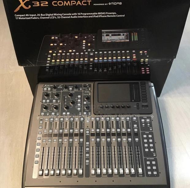 Behringer X32 Compact 16x8 Digital Mixer · Photo 4
