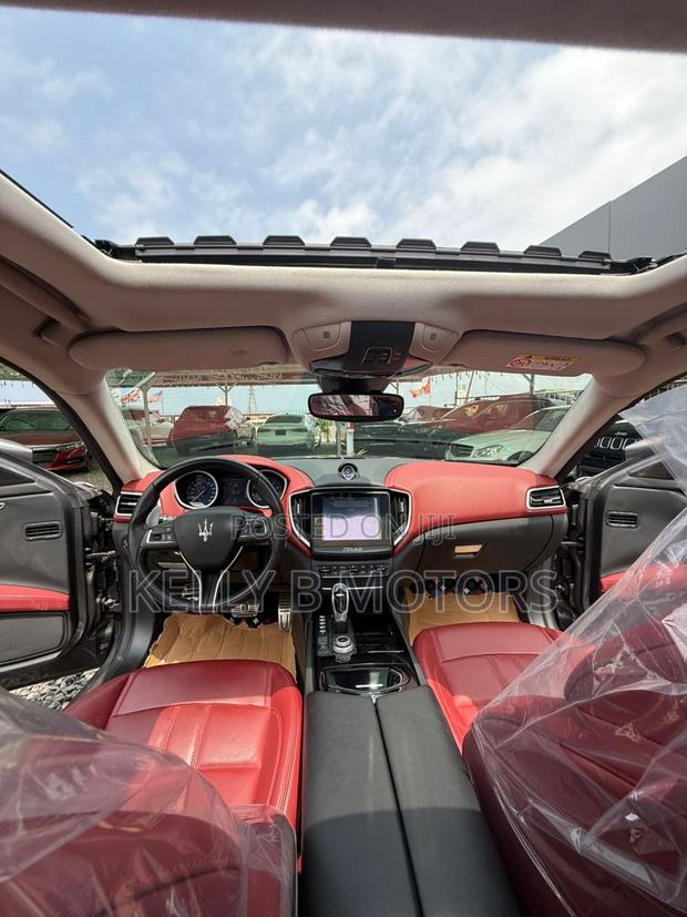 Maserati Ghibli Base RWD 2016 Brown