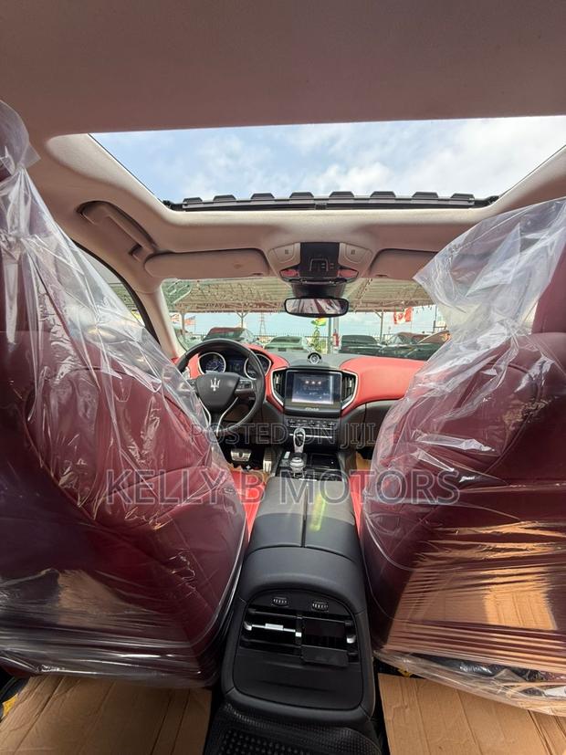 Maserati Ghibli Base RWD 2016 Brown