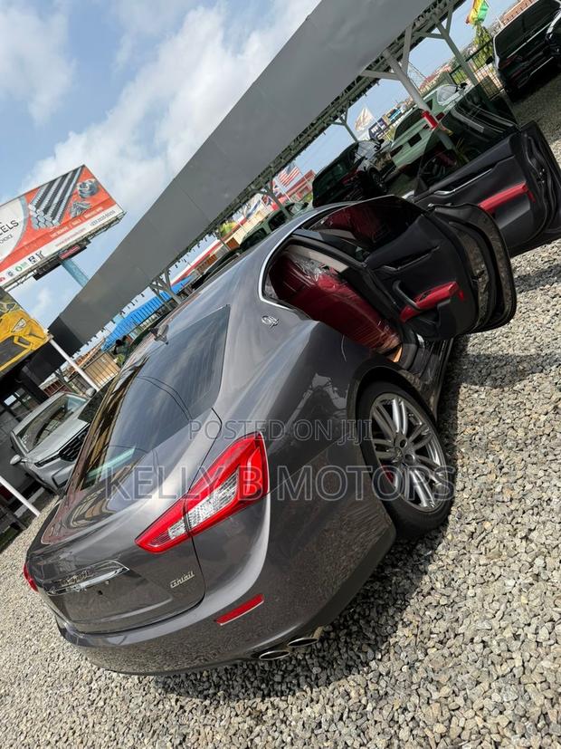 Maserati Ghibli Base RWD 2016 Brown