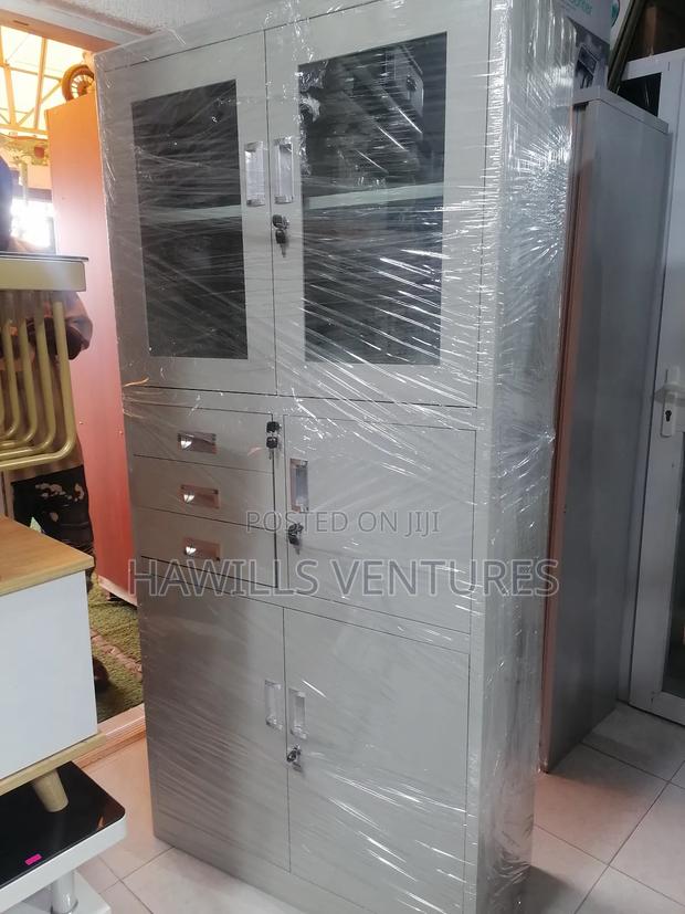 Steel Cabinet With Safe · Photo 2