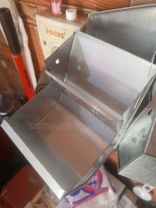 J Feeders From China Available · Photo 2