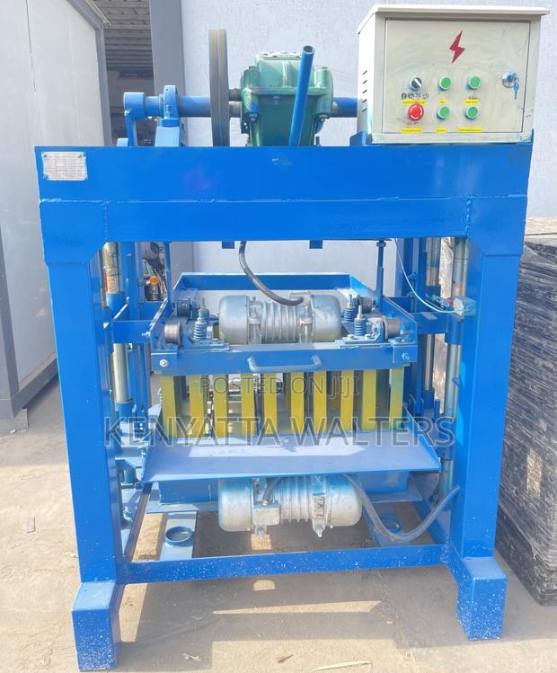 Block Moulding Machine photo 9