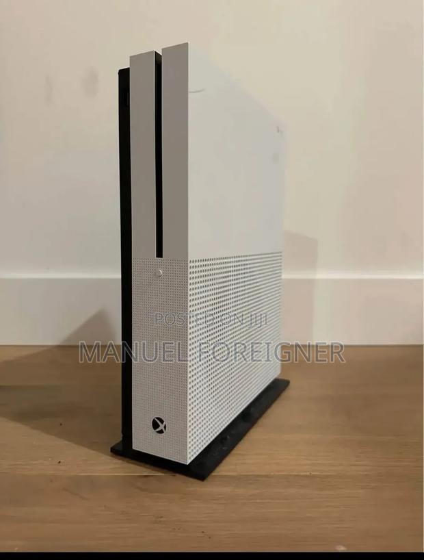 Xbox 1s or Slim Console · Photo 3