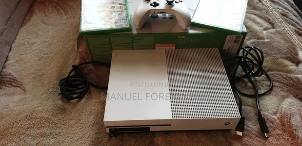 Xbox 1s or Slim Console · Photo 4