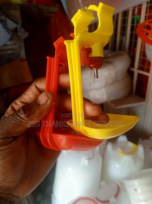 Poultry Nipple Drinkers · Photo 2