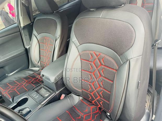 Toyota Camry XLE 4dr Sedan (2.5L 4cyl 6A) 2016 White