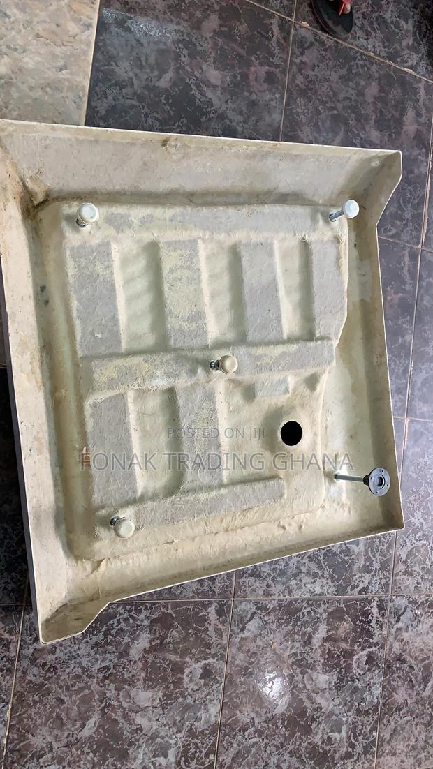 Fiber Tray Basin - 90cm Square photo 2