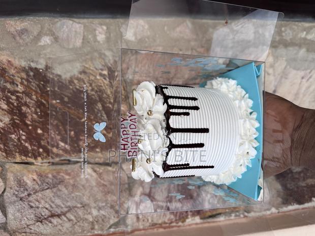 Chocolate Drip · Photo 2