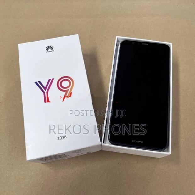 New Huawei Y9 2018 128 GB Blue photo 3