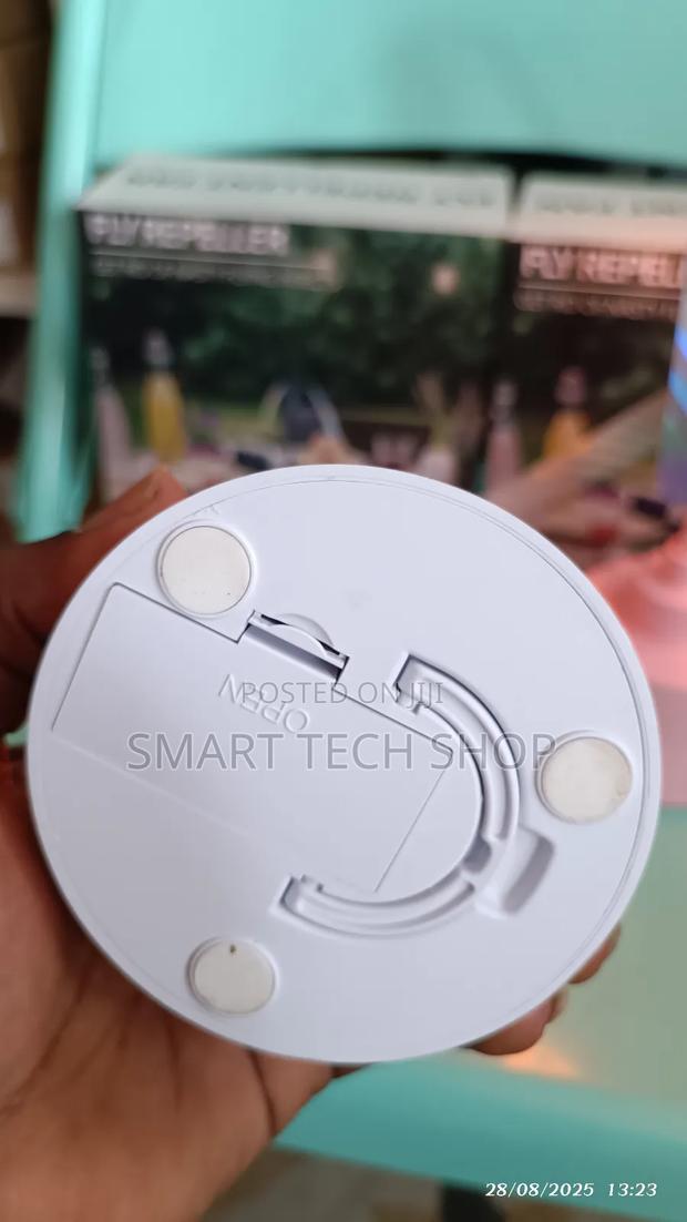 Fly Repeller Portable Mosquito Repellent Fan With Lighting. photo 5