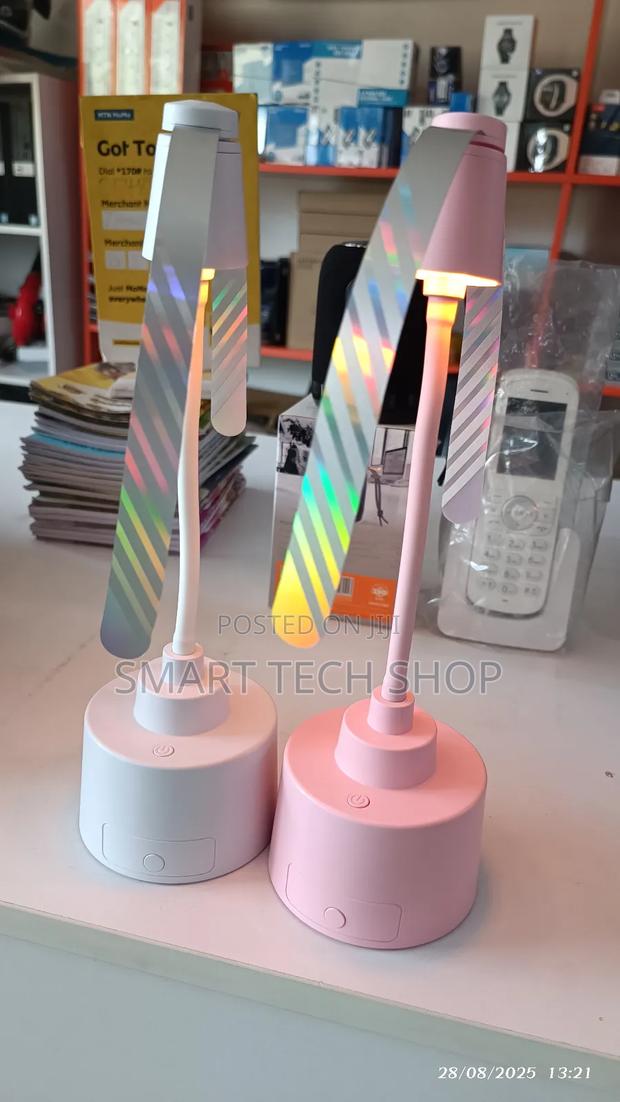 Fly Repeller Portable Mosquito Repellent Fan With Lighting.