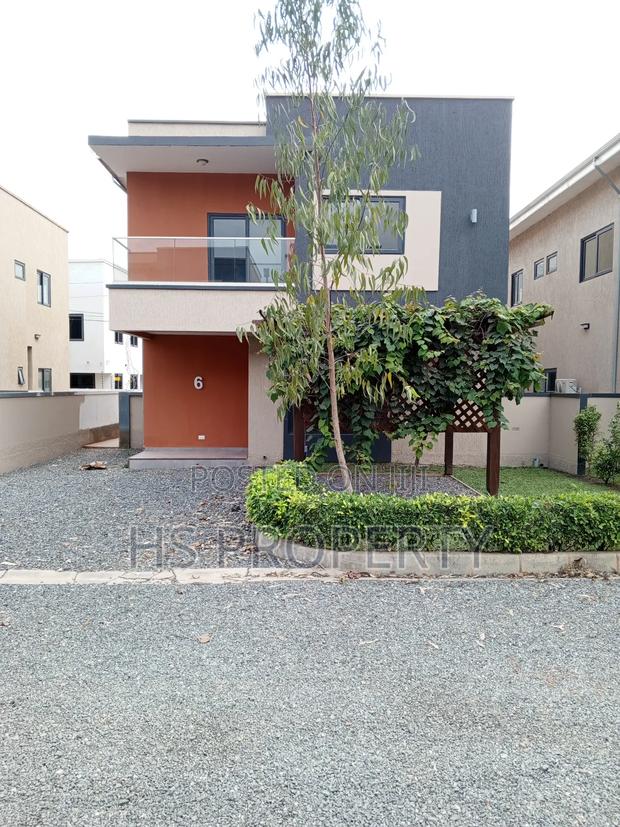 3bdrm House in Oyarifa for rent