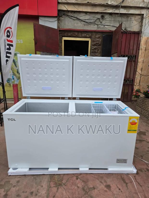 TCL 500litrs Double Door Chest Freezer photo 2