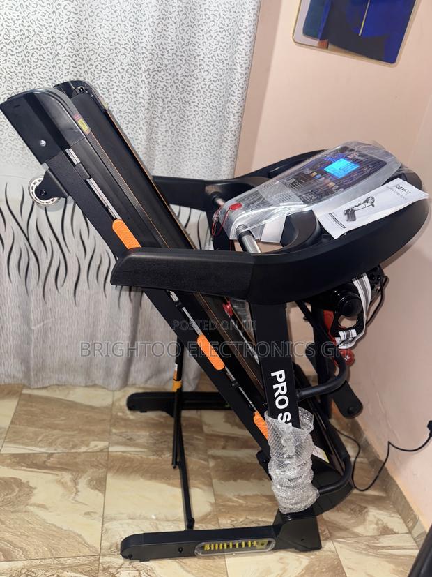 3hp Body Fit Treadmill photo 4