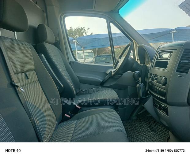 Mercedes-Benz Sprinter 2014 White photo 2