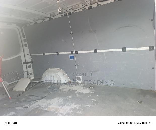 Mercedes-Benz Sprinter 2014 White photo 5