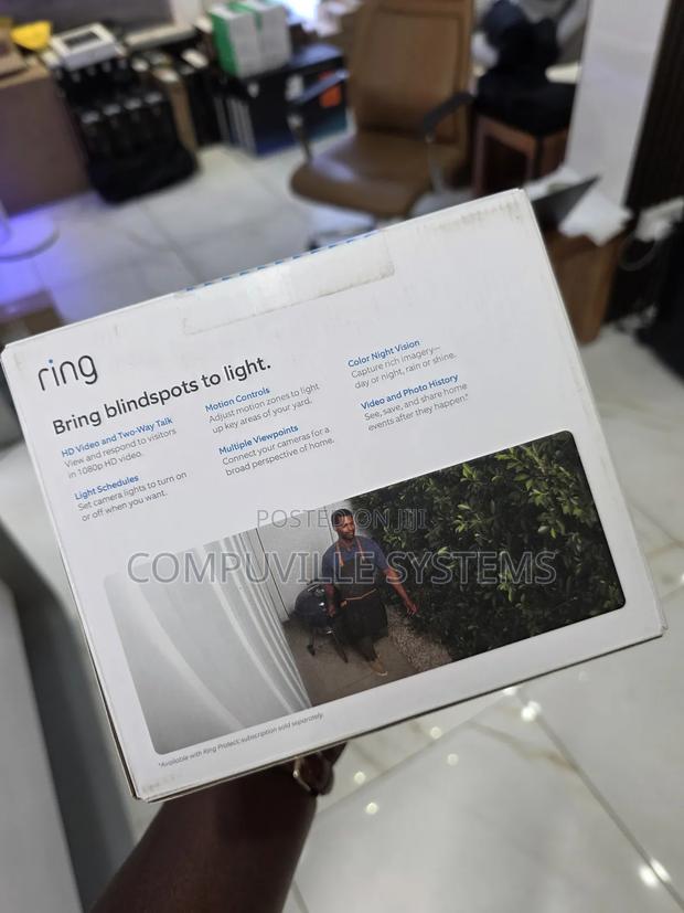 Ring Spotlight Plus Camera photo 4