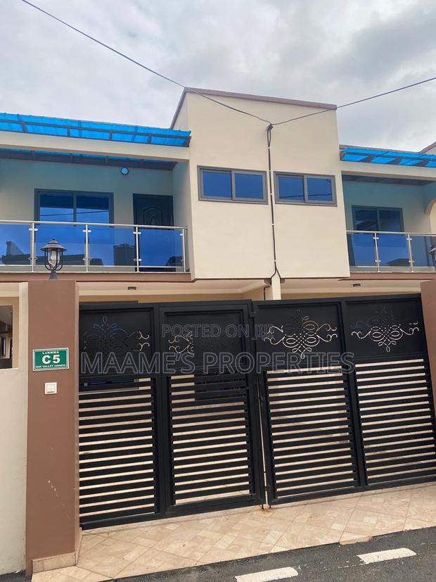 3bdrm Duplex in Oyarifa for rent · Photo 1