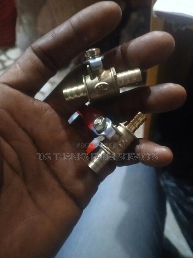 Copper Stopper For Rabbits Drinker Connection · Photo 3