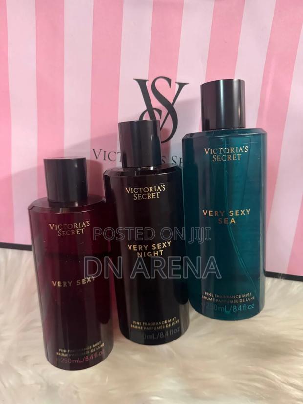 Victoria Secret Fine Fragrance Mist photo 5