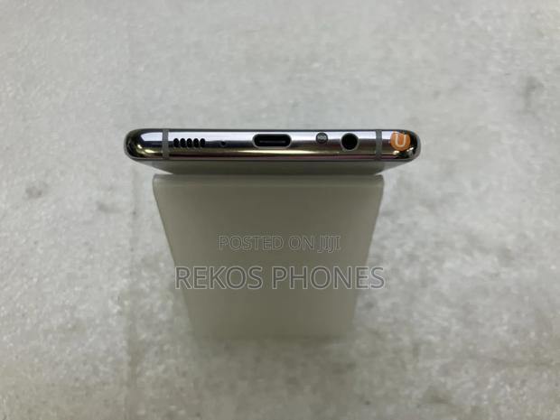 New Samsung Galaxy S10 Plus 128 GB photo 2