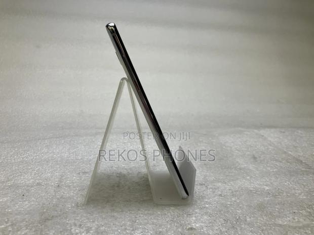New Samsung Galaxy S10 Plus 128 GB photo 5