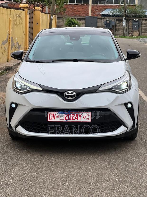 Toyota C-HR Limited 2022 White