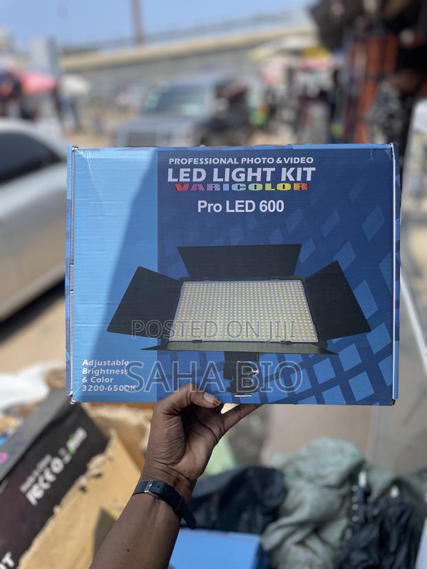 Professional Led Light 600 · Photo 3