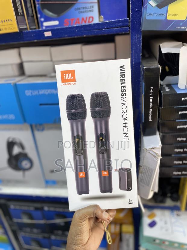 Dual Wireless JBL Microphone · Photo 2