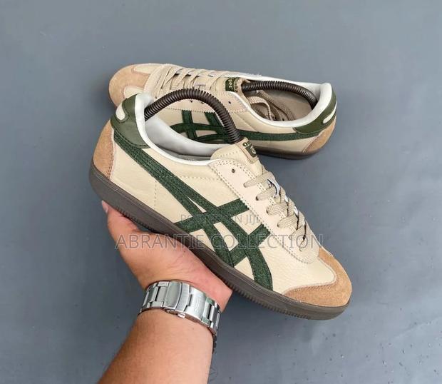 Ascis Onitsuka Tiger Sneaker Brown · Photo 3