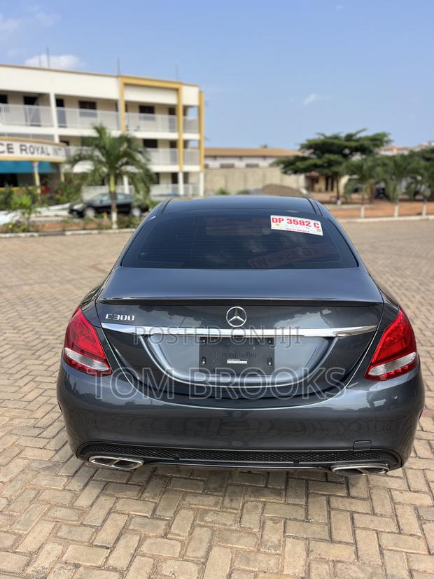 Mercedes-Benz C300 Sport 4Matic Sedan AWD (2.0L 4cyll 7A) 2016 Gray