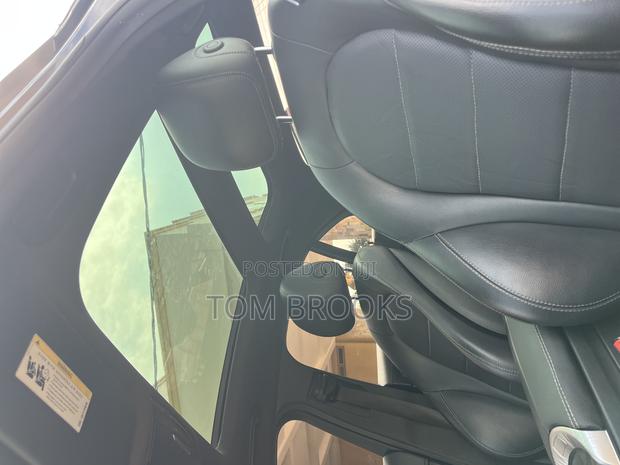 Mercedes-Benz C300 Sport 4Matic Sedan AWD (2.0L 4cyll 7A) 2016 Gray