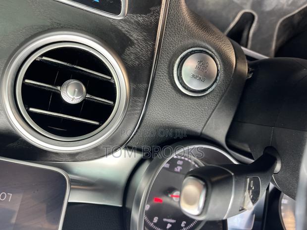 Mercedes-Benz C300 Sport 4Matic Sedan AWD (2.0L 4cyll 7A) 2016 Gray