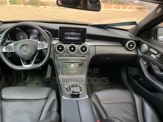 Mercedes-Benz C300 Sport 4Matic Sedan AWD (2.0L 4cyll 7A) 2016 Gray