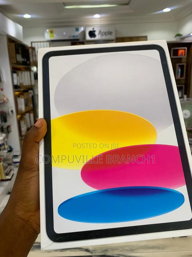 New Apple iPad (2025) 128 GB Silver · Photo 4