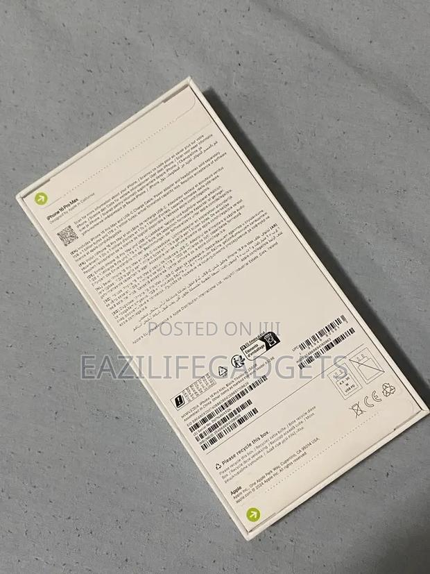New Apple iPhone 16 Pro Max 1 TB photo 2