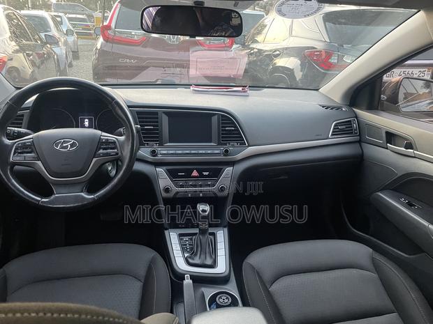 Hyundai Elantra 2018 Black