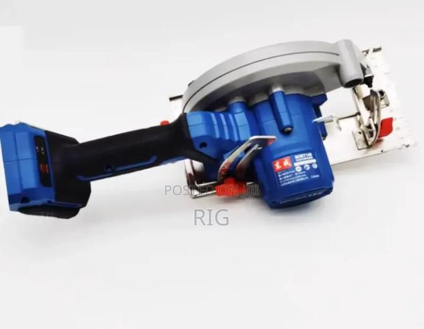 Cordless Brushless Circular Saw photo 6