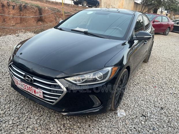Hyundai Elantra 2018 Black