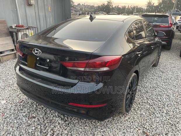 Hyundai Elantra 2018 Black