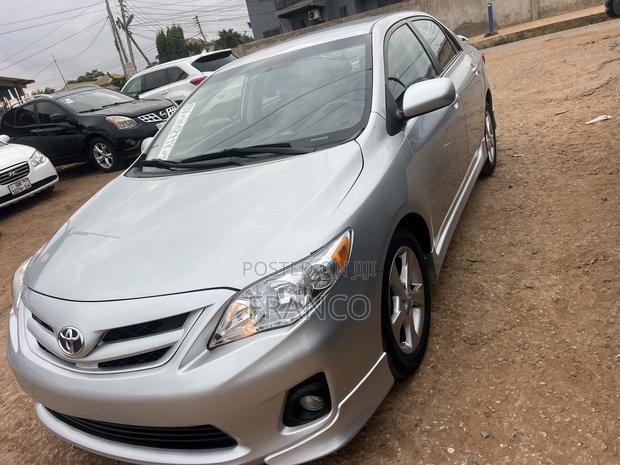 Toyota Corolla S 4dr Sedan (1.8L 4cyl 4A) 2013 Silver