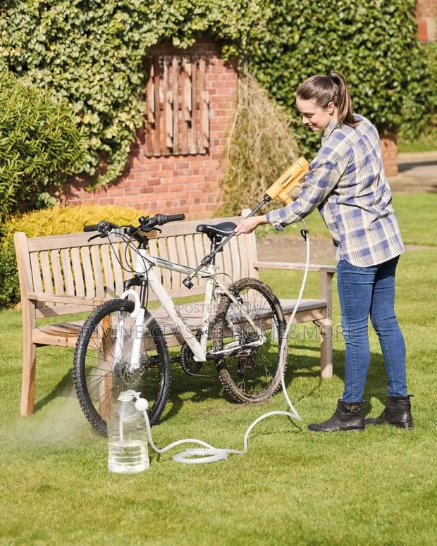 Ferrex Cordless High-Pressure Washer (22 Bar) photo 2