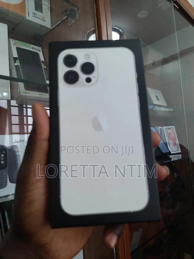 New Apple iPhone 13 Pro Max 128 GB White · Photo 2