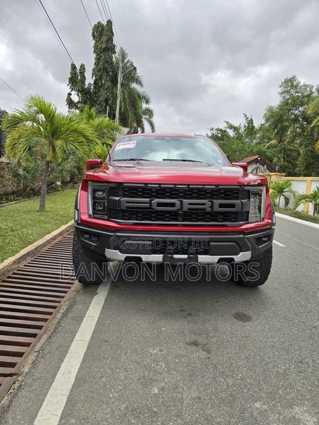Ford F-150 Raptor 2023 Red photo 2