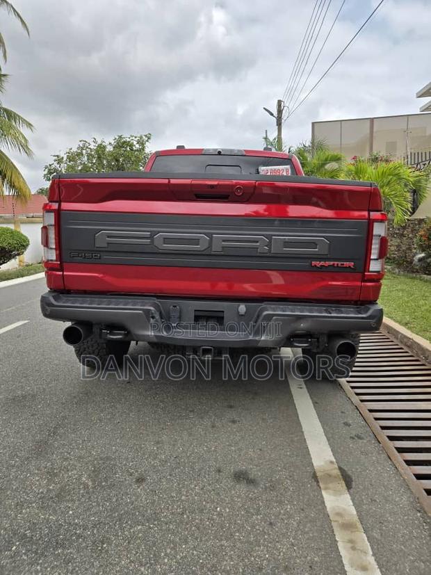 Ford F-150 Raptor 2023 Red photo 10